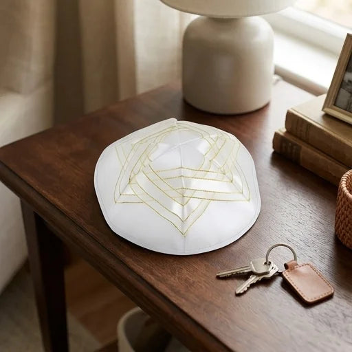 Satin Kippah 19 cm with Magen David - Gold