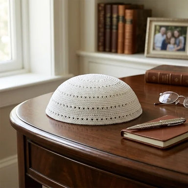 Frik Kippah 22 cm- White with Holes