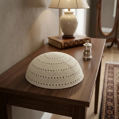 Frik Kippah 24 cm- White with Holes